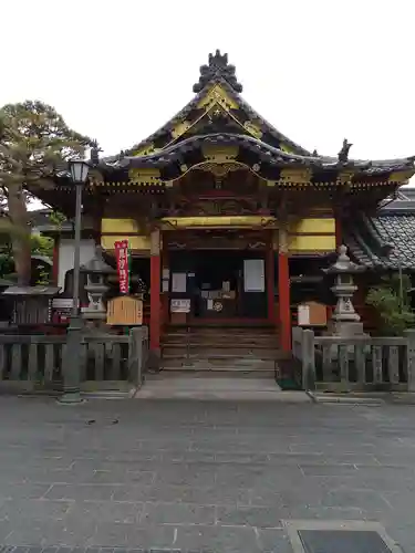 世尊院の本殿・本堂