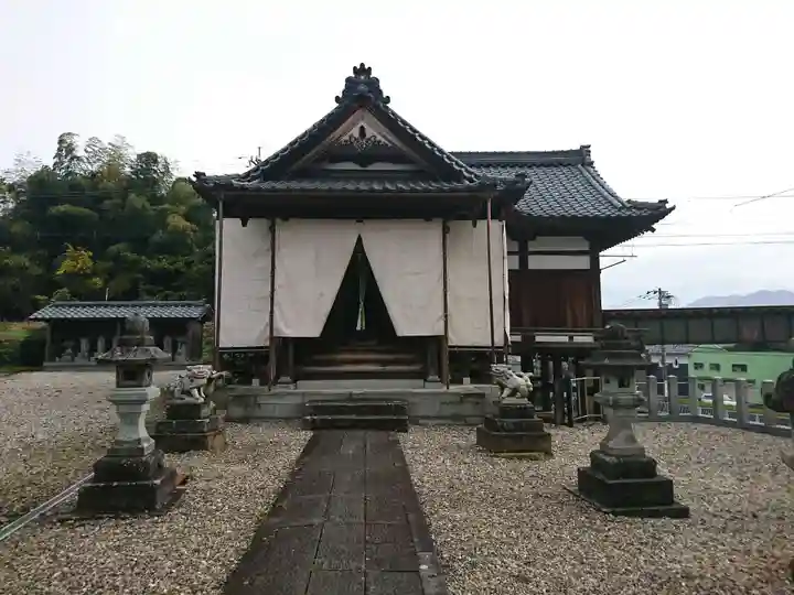 中道院の本殿・本堂