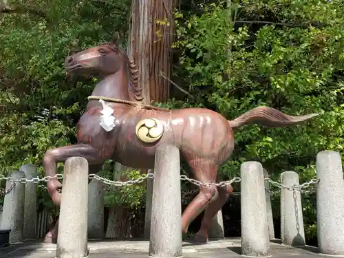 日牟禮八幡宮の狛犬