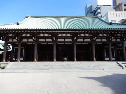 東長寺の本殿・本堂