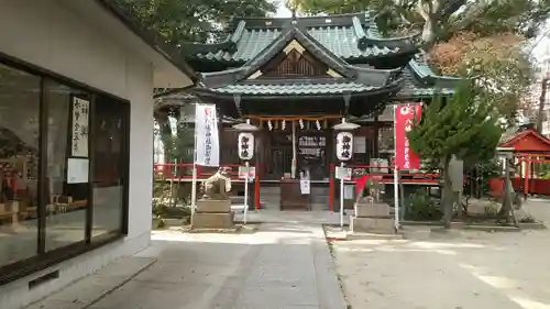甲子園八幡神社の本殿・本堂