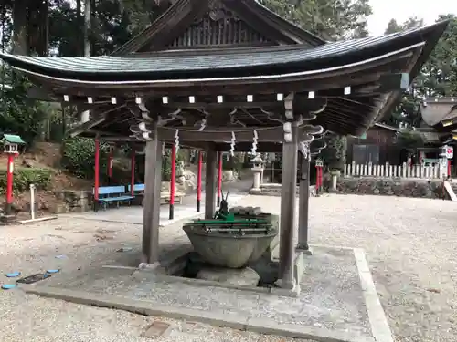 白川神社の手水舎