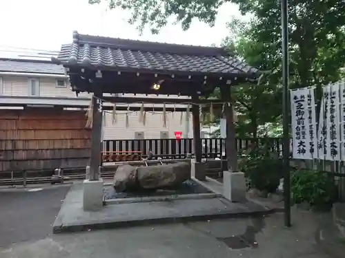 一之御前社の手水舎