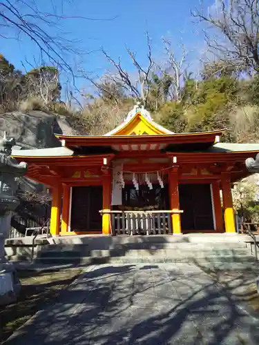 雷神社の本殿・本堂