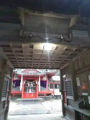 八幡奈多宮の山門・神門