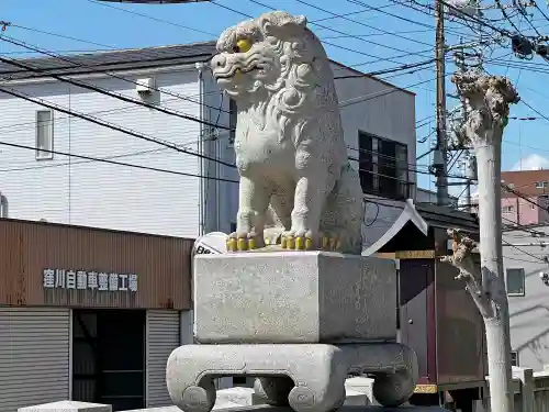 甲斐奈神社の狛犬