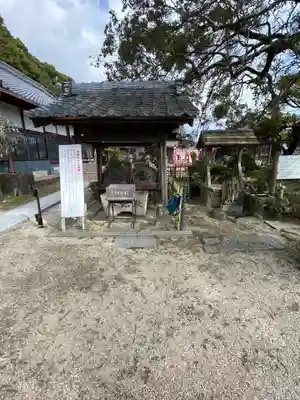 金蓮寺の手水舎