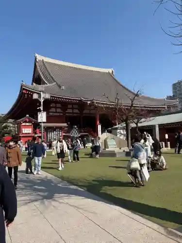浅草寺の{uncategorized: "未分類", other: "その他", undefined: "問題あり", building: "その他建物", grave: "お墓", sacred_gate: "鳥居", guardian: "狛犬", statue: "像", buddha: "仏像", history: "歴史", nature: "自然", garden: "庭園", animal: "動物", pagoda: "塔", temizu: "手水舎", mountain_gate: "山門・神門", sanctuary: "本殿・本堂", subordinate: "末社・摂社", art: "芸術", scenery: "景色", jizo: "地蔵", ema: "絵馬", goshuin: "御朱印", omikuji: "おみくじ", items: "授与品その他", amulet: "お守り", goshuincho: "御朱印帳", eats: "食事", festival: "お祭り", votive_dance: "神楽", shichigosan: "七五三参", wedding: "結婚式", experience: "体験その他", initially: "初詣", around: "周辺", anti_infection: "感染症対策"}