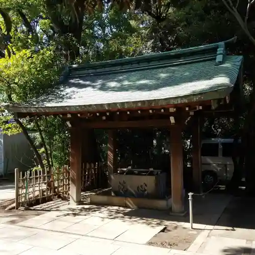 渋谷氷川神社の手水舎