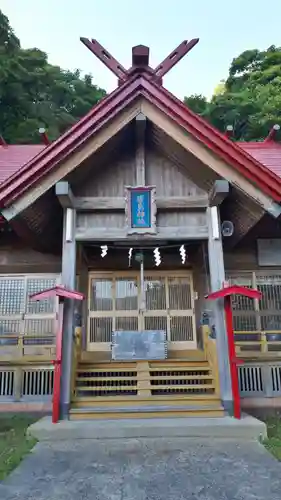 神恵内嚴島神社の本殿