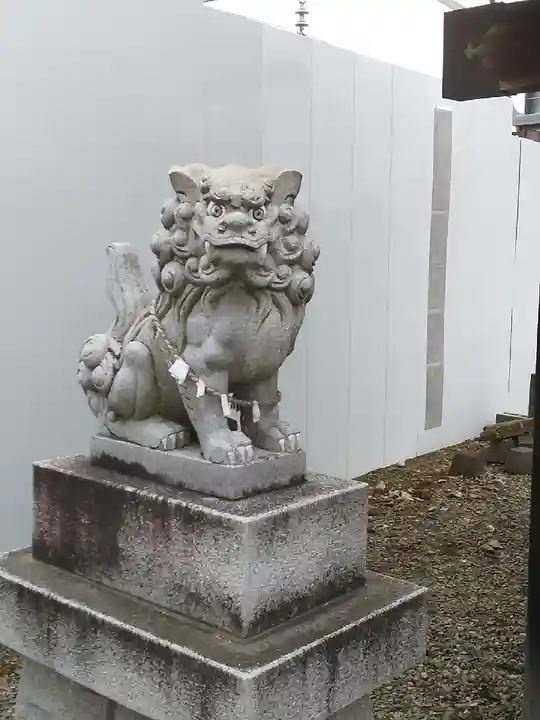 白山神社の狛犬