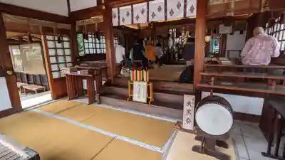 三輪神社の本殿・本堂