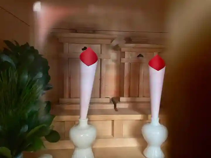 稲荷神社の{uncategorized: "未分類", other: "その他", undefined: "問題あり", building: "その他建物", grave: "お墓", sacred_gate: "鳥居", guardian: "狛犬", statue: "像", buddha: "仏像", history: "歴史", nature: "自然", garden: "庭園", animal: "動物", pagoda: "塔", temizu: "手水舎", mountain_gate: "山門・神門", sanctuary: "本殿・本堂", subordinate: "末社・摂社", art: "芸術", scenery: "景色", jizo: "地蔵", ema: "絵馬", goshuin: "御朱印", omikuji: "おみくじ", items: "授与品その他", amulet: "お守り", goshuincho: "御朱印帳", eats: "食事", festival: "お祭り", votive_dance: "神楽", shichigosan: "七五三参", wedding: "結婚式", experience: "体験その他", initially: "初詣", around: "周辺", anti_infection: "感染症対策"}