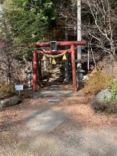 石割神社の鳥居