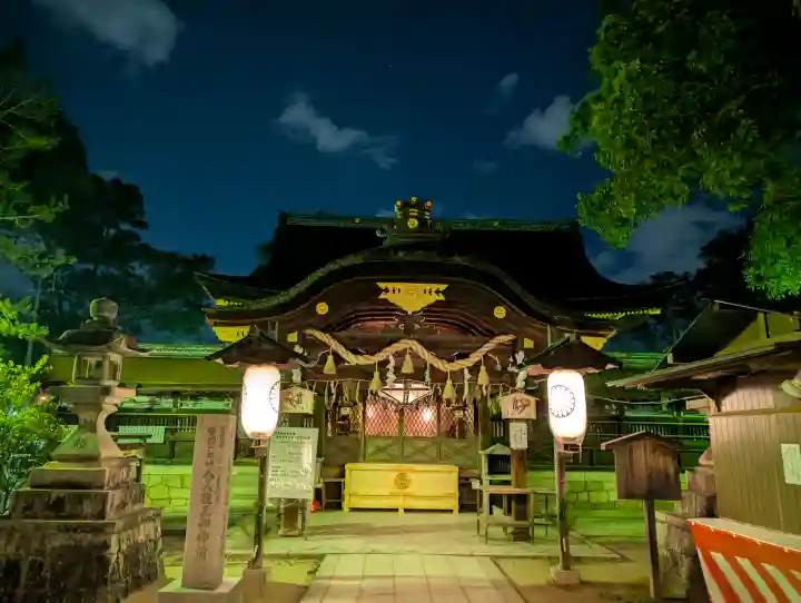藤森神社の{uncategorized: "未分類", other: "その他", undefined: "問題あり", building: "その他建物", grave: "お墓", sacred_gate: "鳥居", guardian: "狛犬", statue: "像", buddha: "仏像", history: "歴史", nature: "自然", garden: "庭園", animal: "動物", pagoda: "塔", temizu: "手水舎", mountain_gate: "山門・神門", sanctuary: "本殿・本堂", subordinate: "末社・摂社", art: "芸術", scenery: "景色", jizo: "地蔵", ema: "絵馬", goshuin: "御朱印", omikuji: "おみくじ", items: "授与品その他", amulet: "お守り", goshuincho: "御朱印帳", eats: "食事", festival: "お祭り", votive_dance: "神楽", shichigosan: "七五三参", wedding: "結婚式", experience: "体験その他", initially: "初詣", around: "周辺", anti_infection: "感染症対策"}