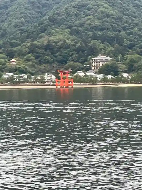 厳島神社(広島県)