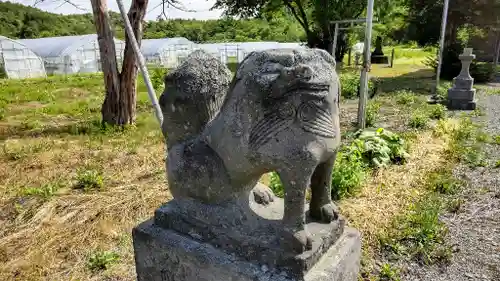 湯内神社（大熊神社）の狛犬