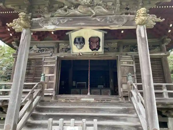 飯縄寺の本殿・本堂