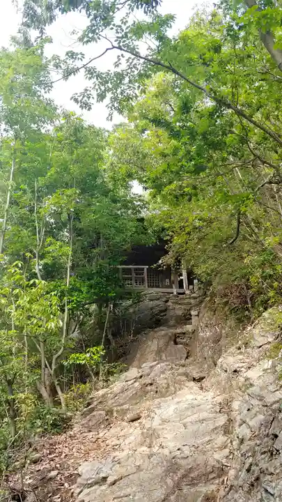 霊山寺(仁和寺塔頭)の周辺