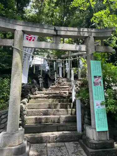 多摩川浅間神社の鳥居