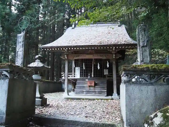 甲斐駒ヶ岳神社の末社・摂社