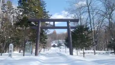 忠類神社の鳥居