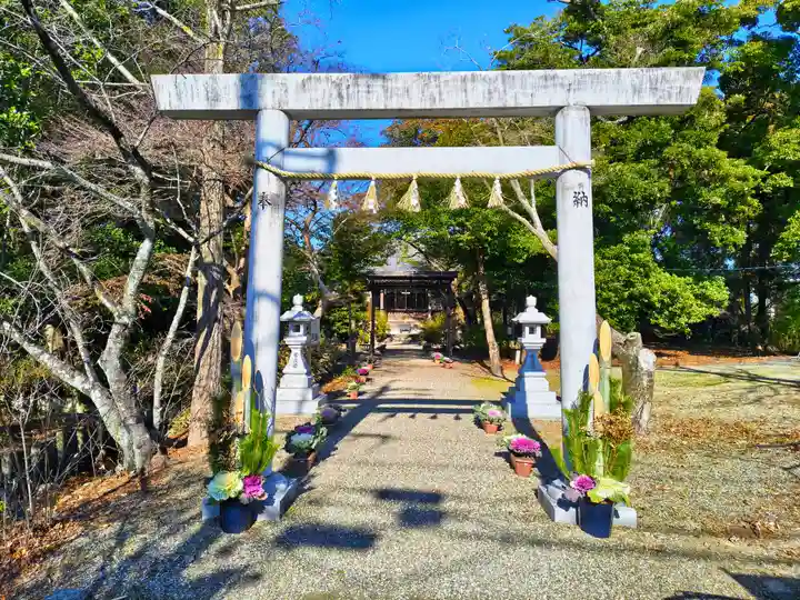 内母神社の鳥居