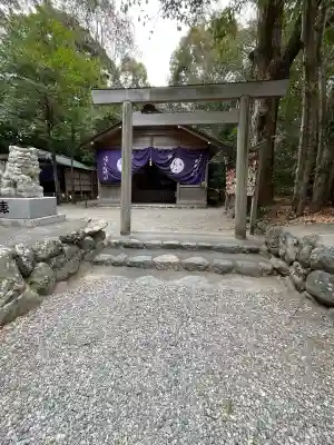 須原大社の{uncategorized: "未分類", other: "その他", undefined: "問題あり", building: "その他建物", grave: "お墓", sacred_gate: "鳥居", guardian: "狛犬", statue: "像", buddha: "仏像", history: "歴史", nature: "自然", garden: "庭園", animal: "動物", pagoda: "塔", temizu: "手水舎", mountain_gate: "山門・神門", sanctuary: "本殿・本堂", subordinate: "末社・摂社", art: "芸術", scenery: "景色", jizo: "地蔵", ema: "絵馬", goshuin: "御朱印", omikuji: "おみくじ", items: "授与品その他", amulet: "お守り", goshuincho: "御朱印帳", eats: "食事", festival: "お祭り", votive_dance: "神楽", shichigosan: "七五三参", wedding: "結婚式", experience: "体験その他", initially: "初詣", around: "周辺", anti_infection: "感染症対策"}