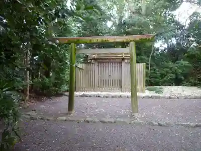宇須乃野神社(豊受大神宮摂社)・縣神社(豊受大神宮末社)の鳥居