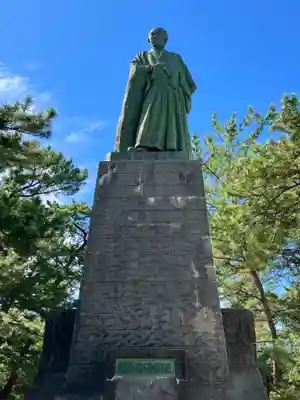 海津見神社（桂浜龍王宮）の像