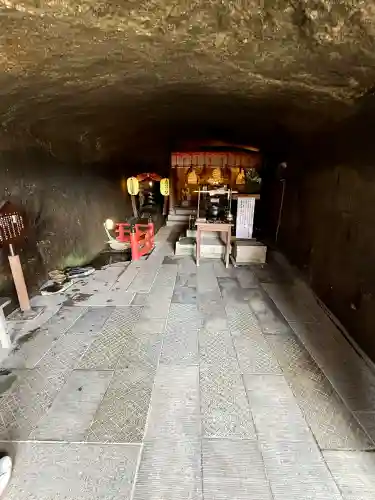 妙圓寺の{uncategorized: "未分類", other: "その他", undefined: "問題あり", building: "その他建物", grave: "お墓", sacred_gate: "鳥居", guardian: "狛犬", statue: "像", buddha: "仏像", history: "歴史", nature: "自然", garden: "庭園", animal: "動物", pagoda: "塔", temizu: "手水舎", mountain_gate: "山門・神門", sanctuary: "本殿・本堂", subordinate: "末社・摂社", art: "芸術", scenery: "景色", jizo: "地蔵", ema: "絵馬", goshuin: "御朱印", omikuji: "おみくじ", items: "授与品その他", amulet: "お守り", goshuincho: "御朱印帳", eats: "食事", festival: "お祭り", votive_dance: "神楽", shichigosan: "七五三参", wedding: "結婚式", experience: "体験その他", initially: "初詣", around: "周辺", anti_infection: "感染症対策"}