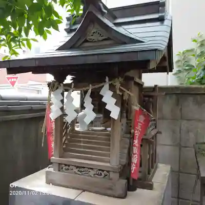 東神社の末社・摂社