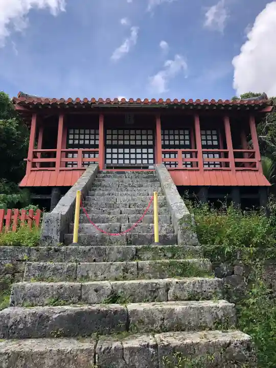 末吉宮の本殿・本堂