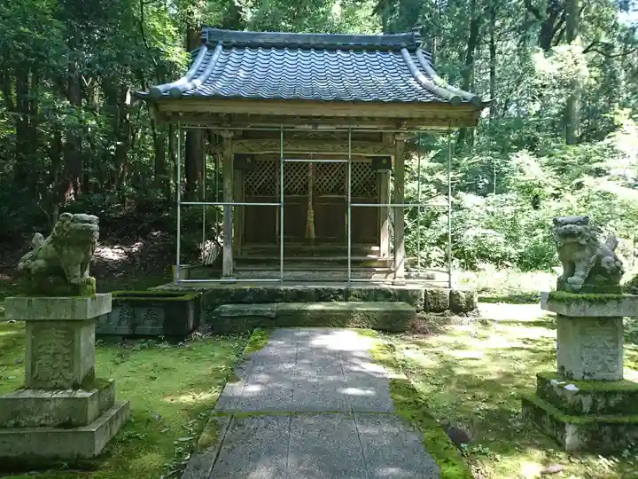 劒神社の本殿・本堂