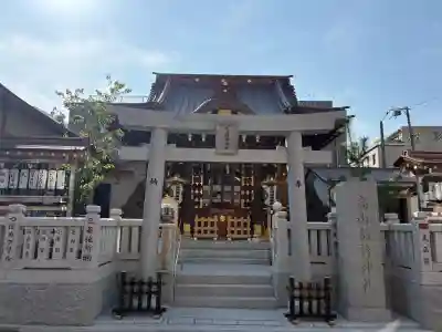 高山稲荷神社の{uncategorized: "未分類", other: "その他", undefined: "問題あり", building: "その他建物", grave: "お墓", sacred_gate: "鳥居", guardian: "狛犬", statue: "像", buddha: "仏像", history: "歴史", nature: "自然", garden: "庭園", animal: "動物", pagoda: "塔", temizu: "手水舎", mountain_gate: "山門・神門", sanctuary: "本殿・本堂", subordinate: "末社・摂社", art: "芸術", scenery: "景色", jizo: "地蔵", ema: "絵馬", goshuin: "御朱印", omikuji: "おみくじ", items: "授与品その他", amulet: "お守り", goshuincho: "御朱印帳", eats: "食事", festival: "お祭り", votive_dance: "神楽", shichigosan: "七五三参", wedding: "結婚式", experience: "体験その他", initially: "初詣", around: "周辺", anti_infection: "感染症対策"}