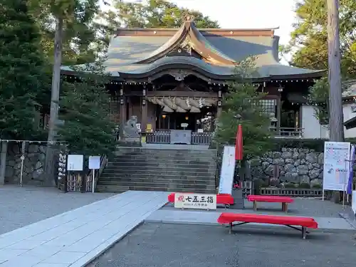 相模国総社六所神社の本殿・本堂