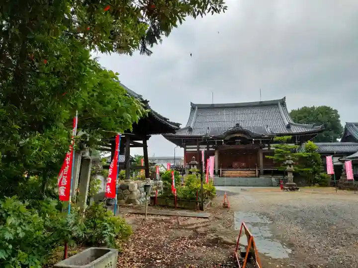 萬徳寺の本殿・本堂