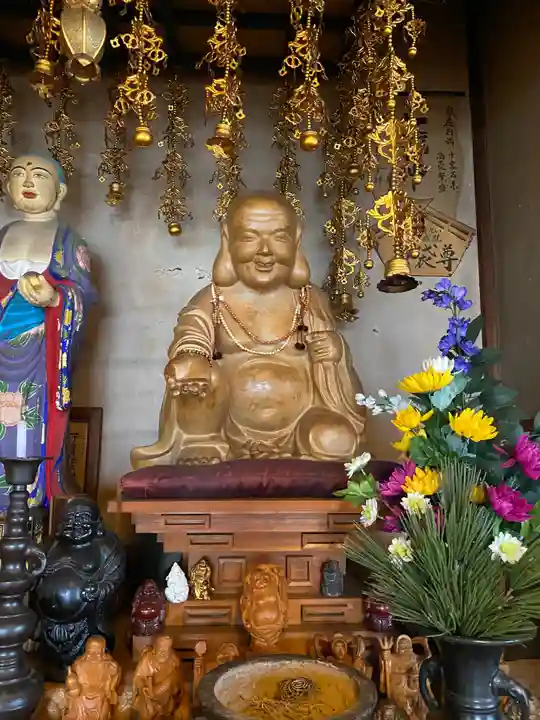 大本山誕生院 の像