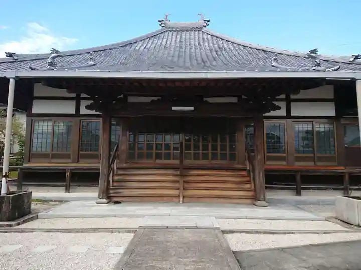 帰西寺の本殿・本堂