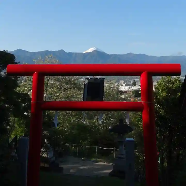 差出磯大嶽山神社 仕事と健康と厄よけの神さま(山梨県)