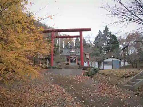 御嶽山神社の鳥居