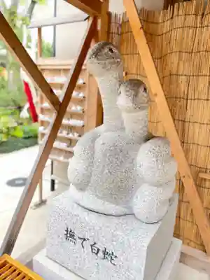 蛇窪神社の狛犬