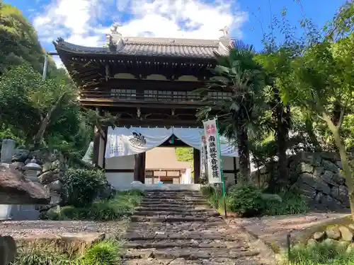 龍福寺の山門