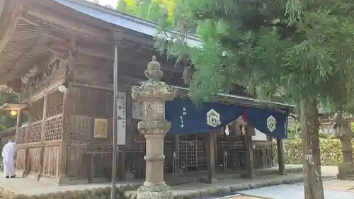 玉作湯神社の本殿