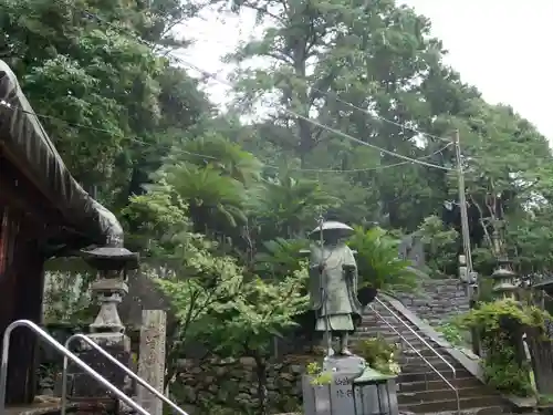 恩山寺の像