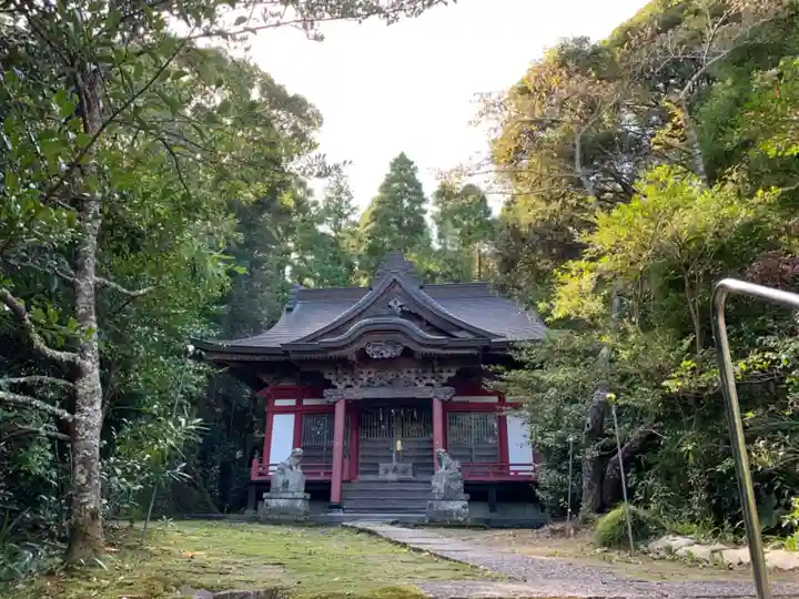 熊野神社の本殿・本堂