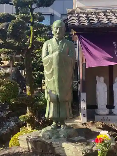 寳珠院（常楽寺）の像