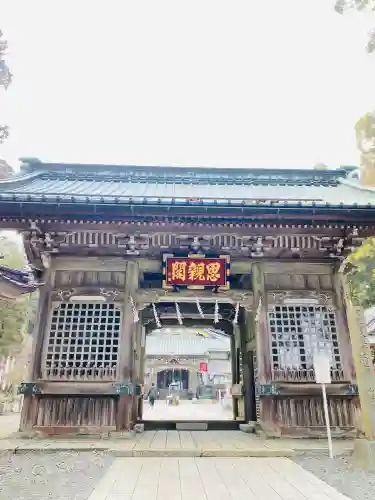 久遠寺の{uncategorized: "未分類", other: "その他", undefined: "問題あり", building: "その他建物", grave: "お墓", sacred_gate: "鳥居", guardian: "狛犬", statue: "像", buddha: "仏像", history: "歴史", nature: "自然", garden: "庭園", animal: "動物", pagoda: "塔", temizu: "手水舎", mountain_gate: "山門・神門", sanctuary: "本殿・本堂", subordinate: "末社・摂社", art: "芸術", scenery: "景色", jizo: "地蔵", ema: "絵馬", goshuin: "御朱印", omikuji: "おみくじ", items: "授与品その他", amulet: "お守り", goshuincho: "御朱印帳", eats: "食事", festival: "お祭り", votive_dance: "神楽", shichigosan: "七五三参", wedding: "結婚式", experience: "体験その他", initially: "初詣", around: "周辺", anti_infection: "感染症対策"}