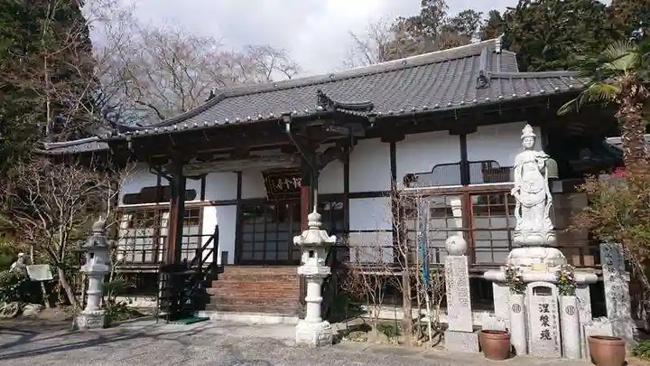 天麟院の本殿・本堂