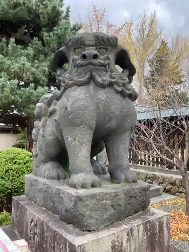 札幌護國神社の狛犬